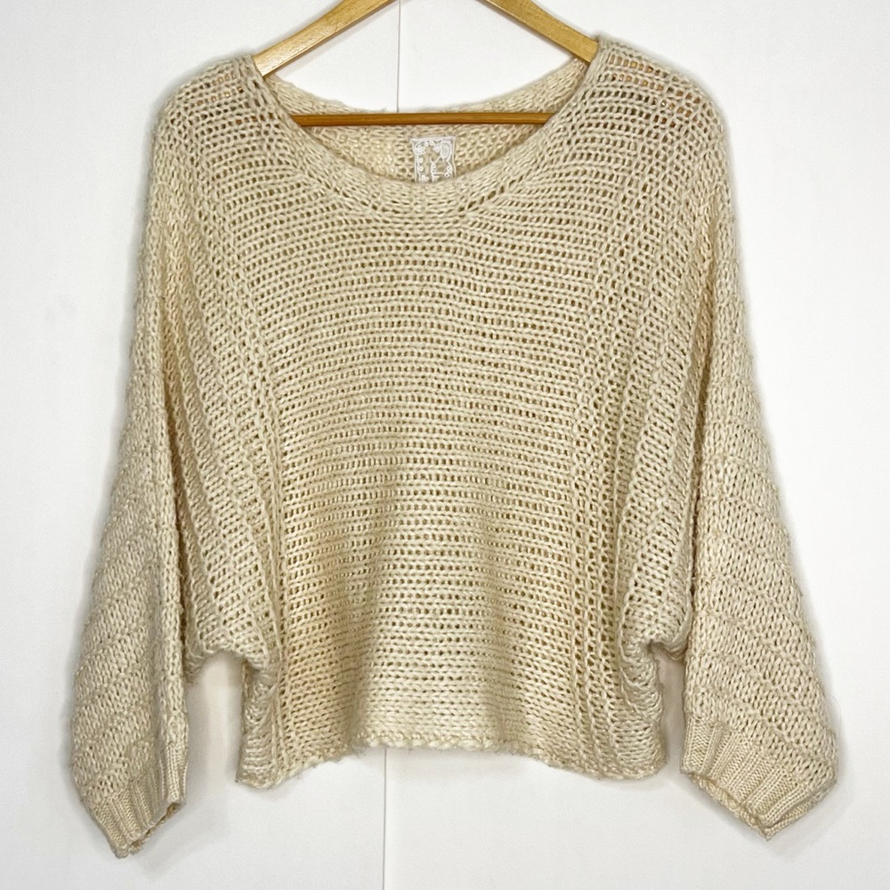 Sadie  & Sage Dolman Sleeve Sweater‎